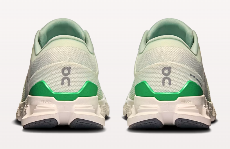 Women's Cloud X 4