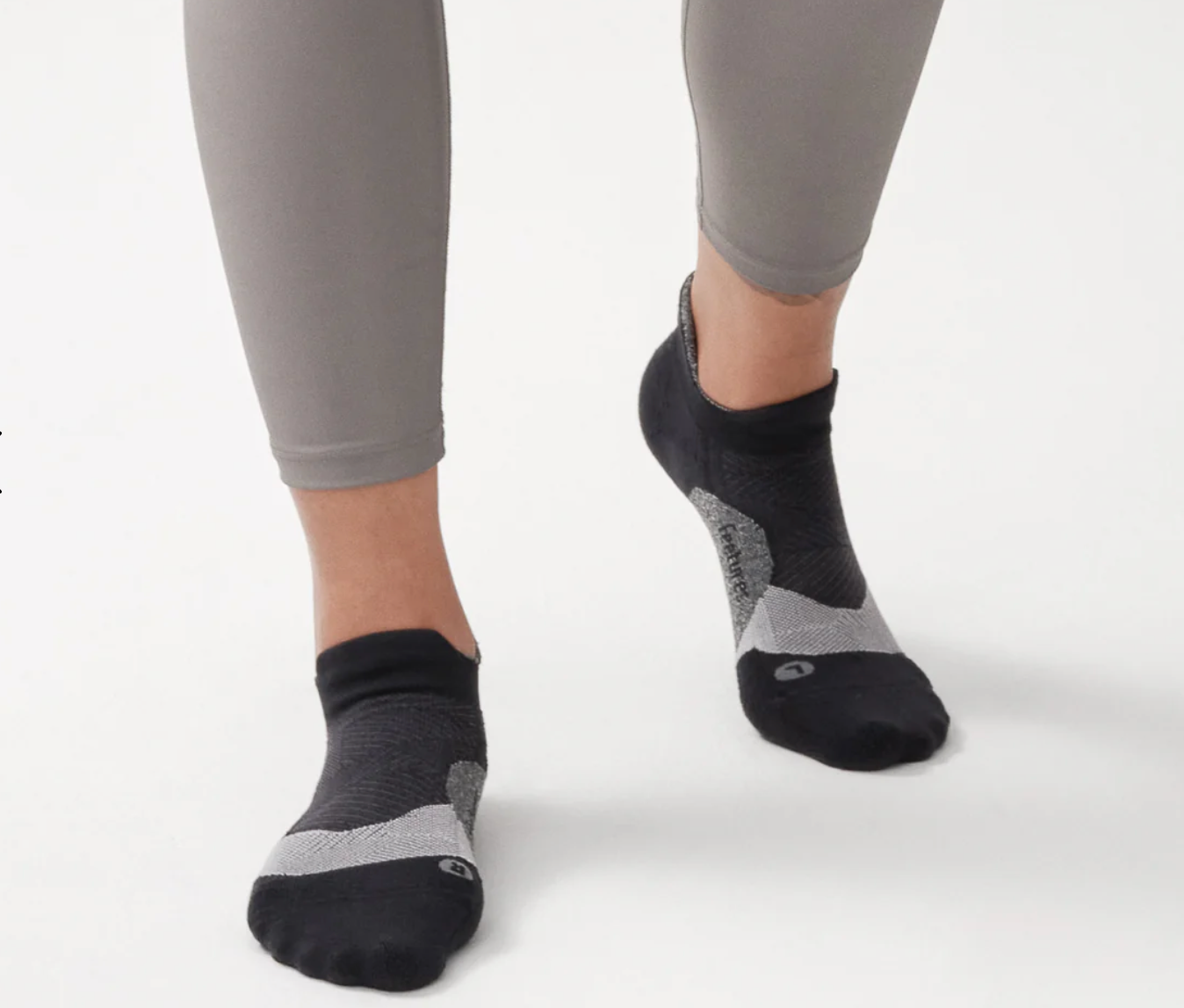 Elite Light Cushion-1