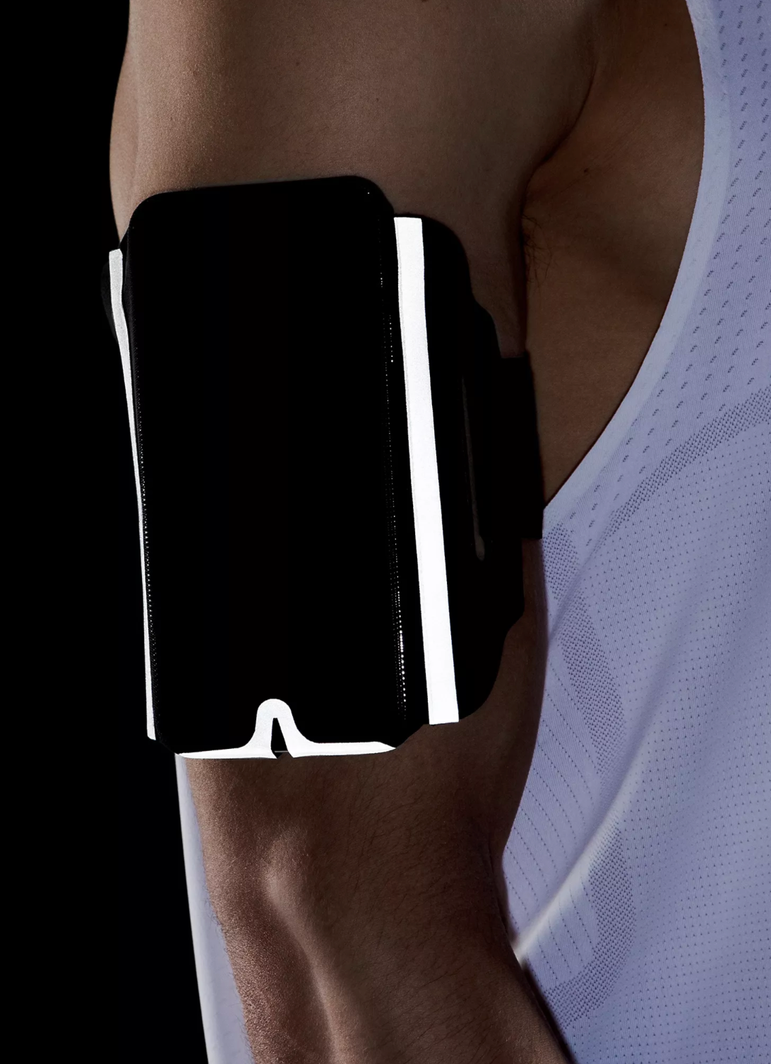 Fast and Free Running Armband
