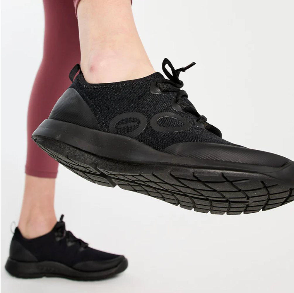 Women's OOmg Sport Lace
