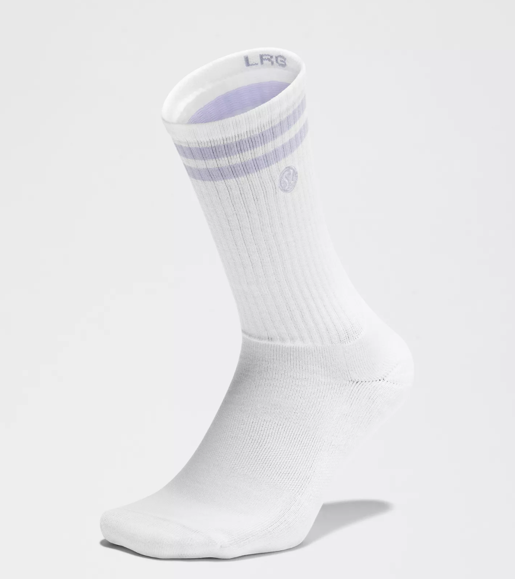 Unisex Daily Essential Crew Socks *Stripe
