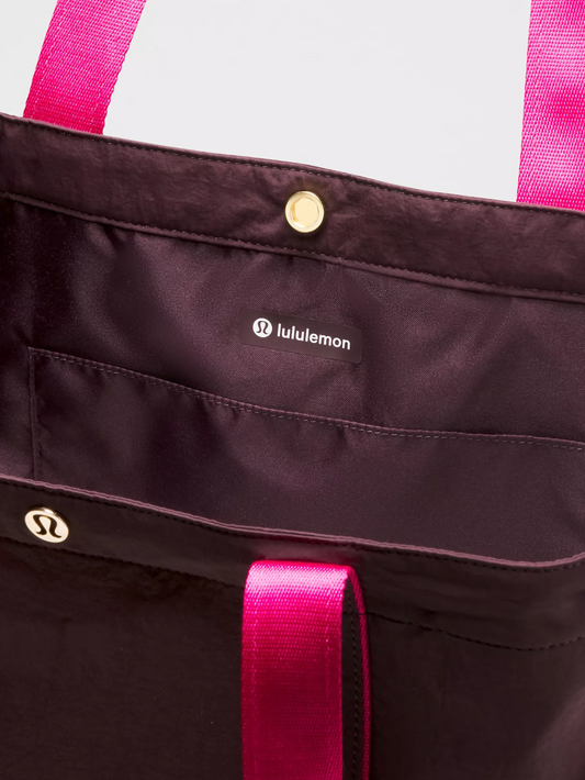Daily Multi-Pocket Tote