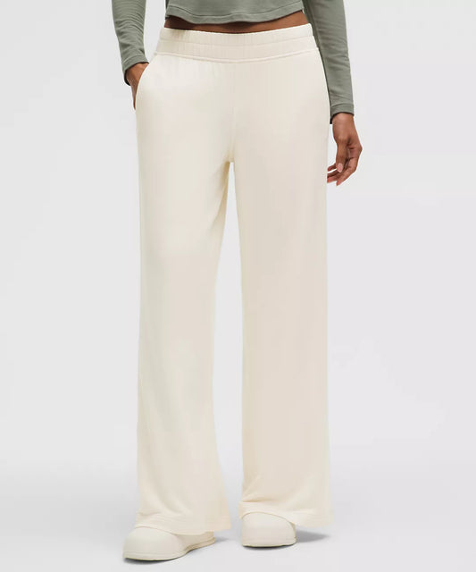BeCalm Mid- Rise Wide-Leg Pant