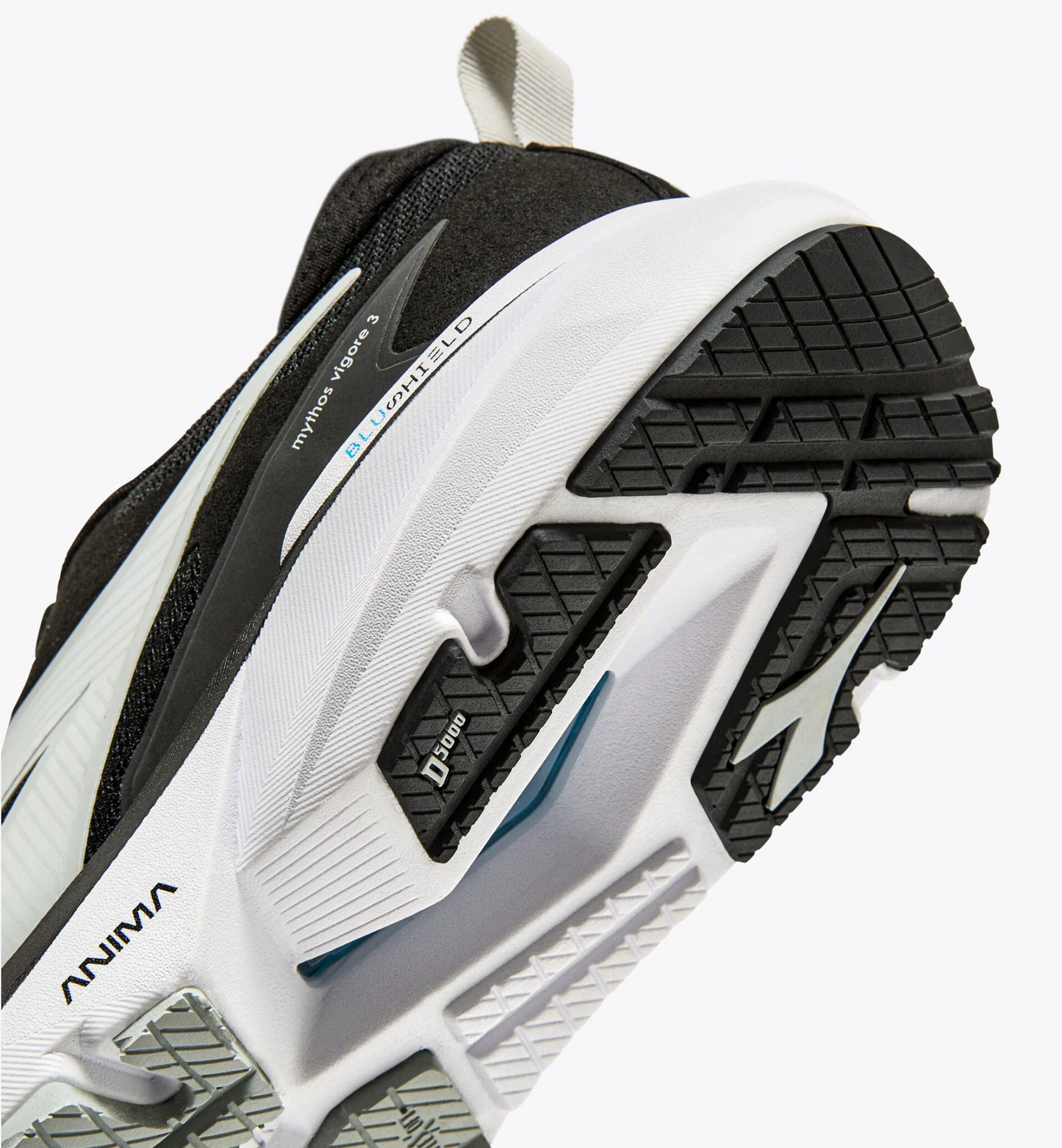 Women's Mythos Blushield Vigore 3 Wide