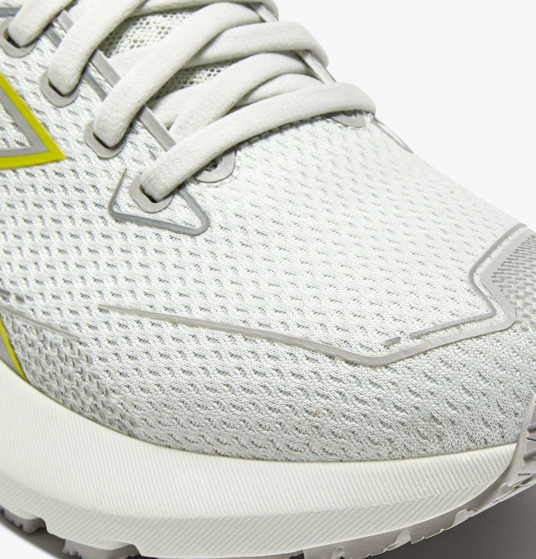Women's Mythos Blushield Vigore 4 Wide