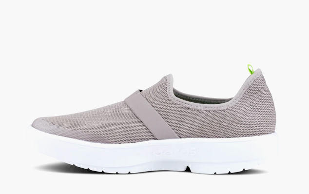 Women's OOmg Low Mesh