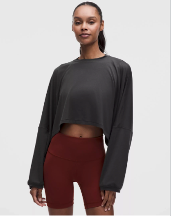 EasySet Relaxed Fit Cropped Lone-Sleeve Shirt *Wordmark