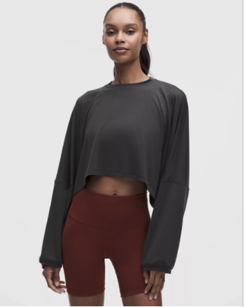 EasySet Relaxed Fit Cropped Lone-Sleeve Shirt *Wordmark