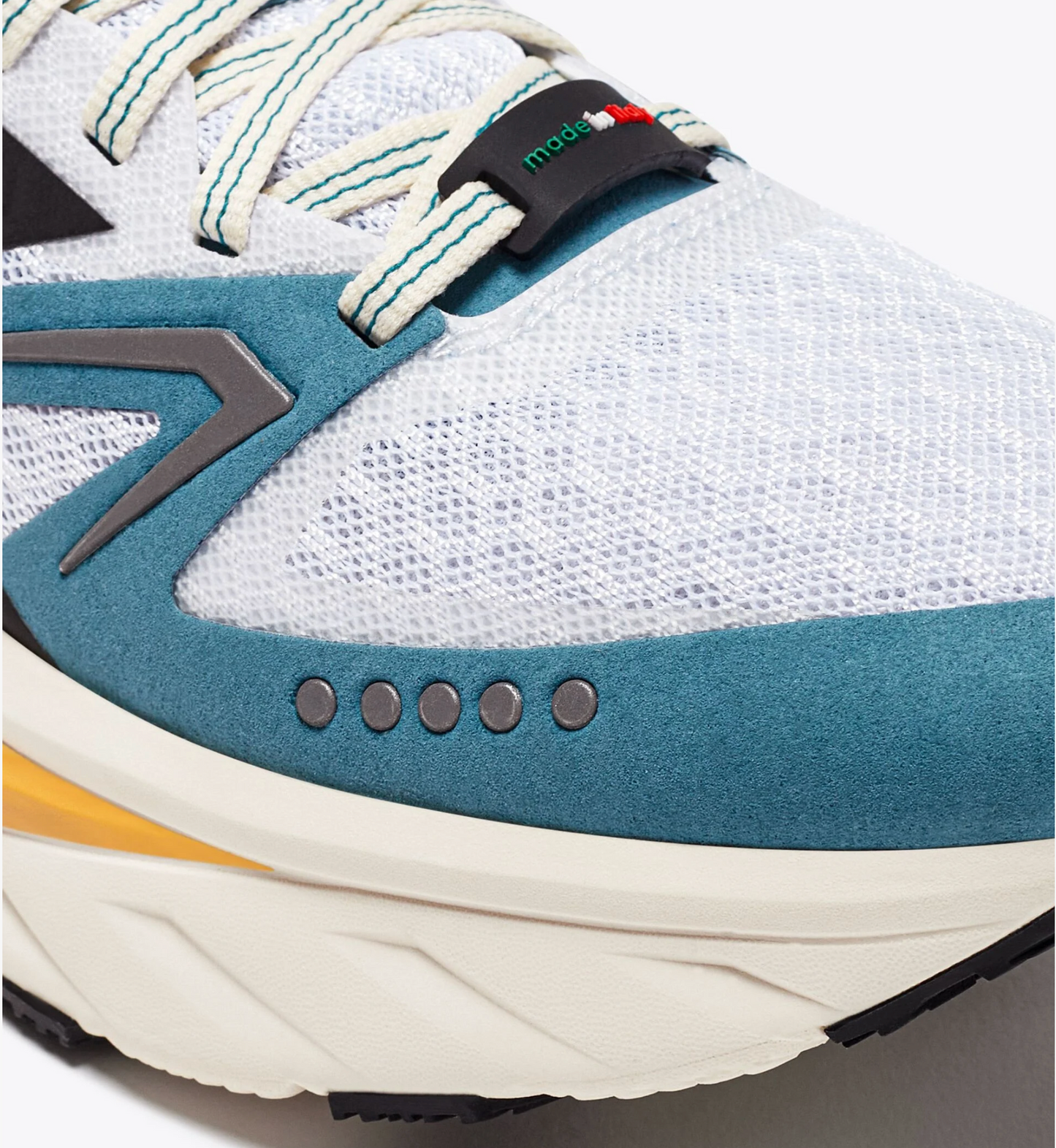 Men's Atomo V7000-2