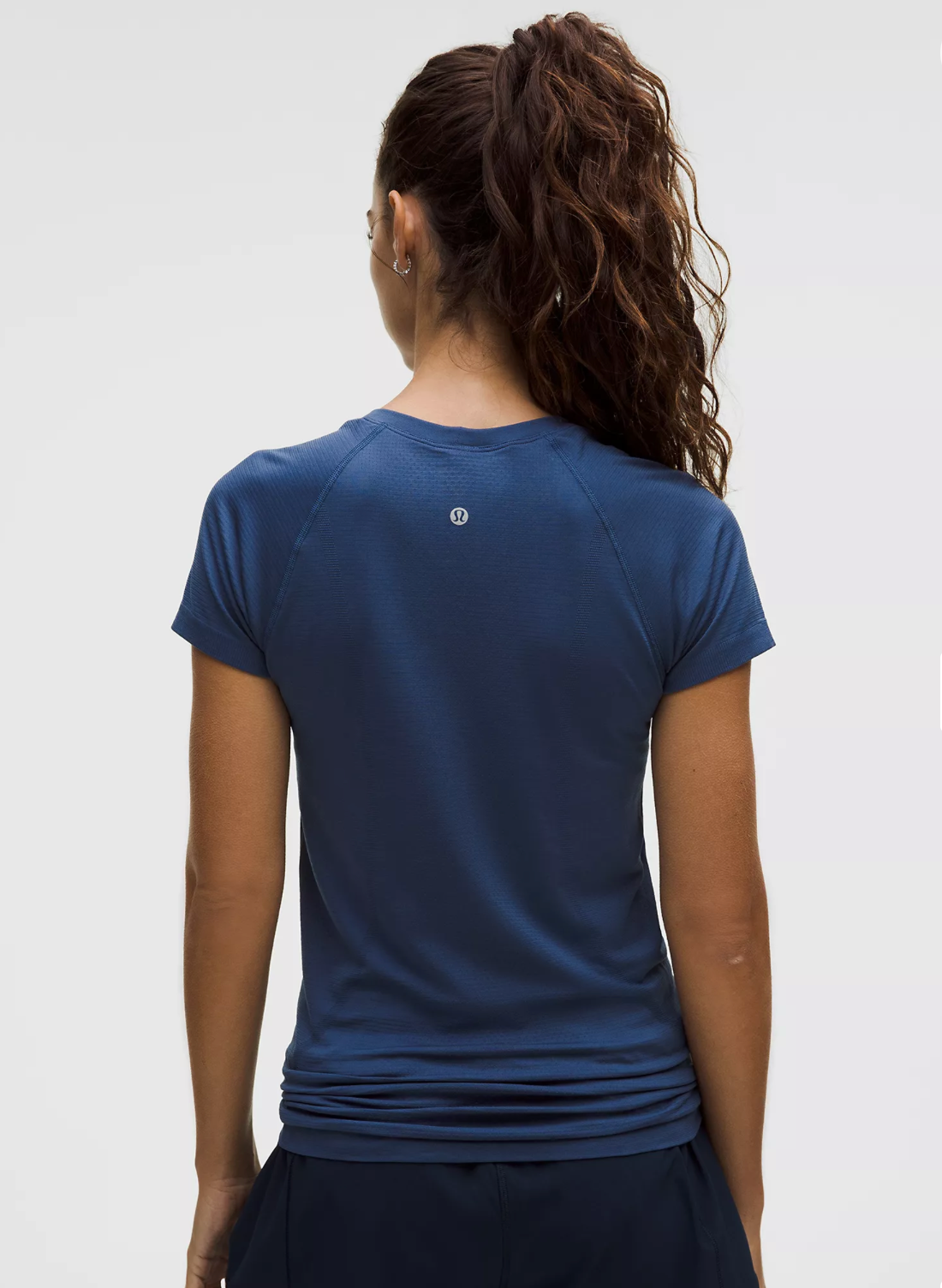 Swiftly Tech Short-Sleeve 2.0 *Hip Length
