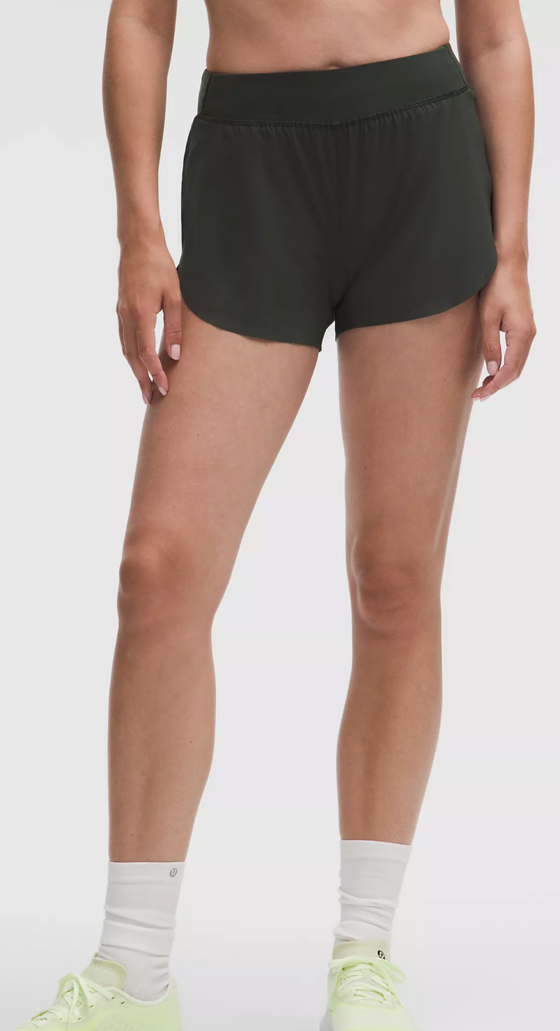 Fast and Free High-Rise Classic-Fit Split Short 3''