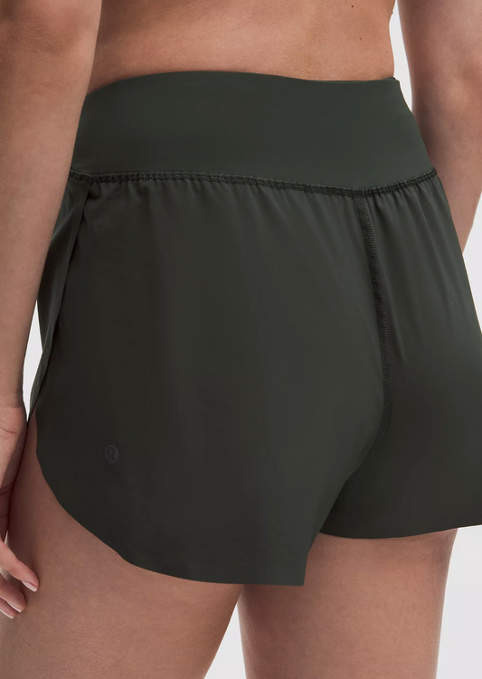 Fast and Free High-Rise Classic-Fit Split Short 3''