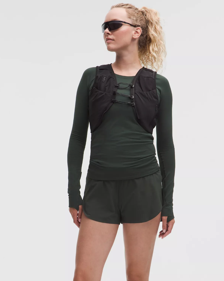 Fast and Free High-Rise Classic-Fit Split Short 3''