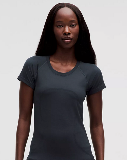 Swiftly Tech Short-Sleeve 2.0 *Hip Length
