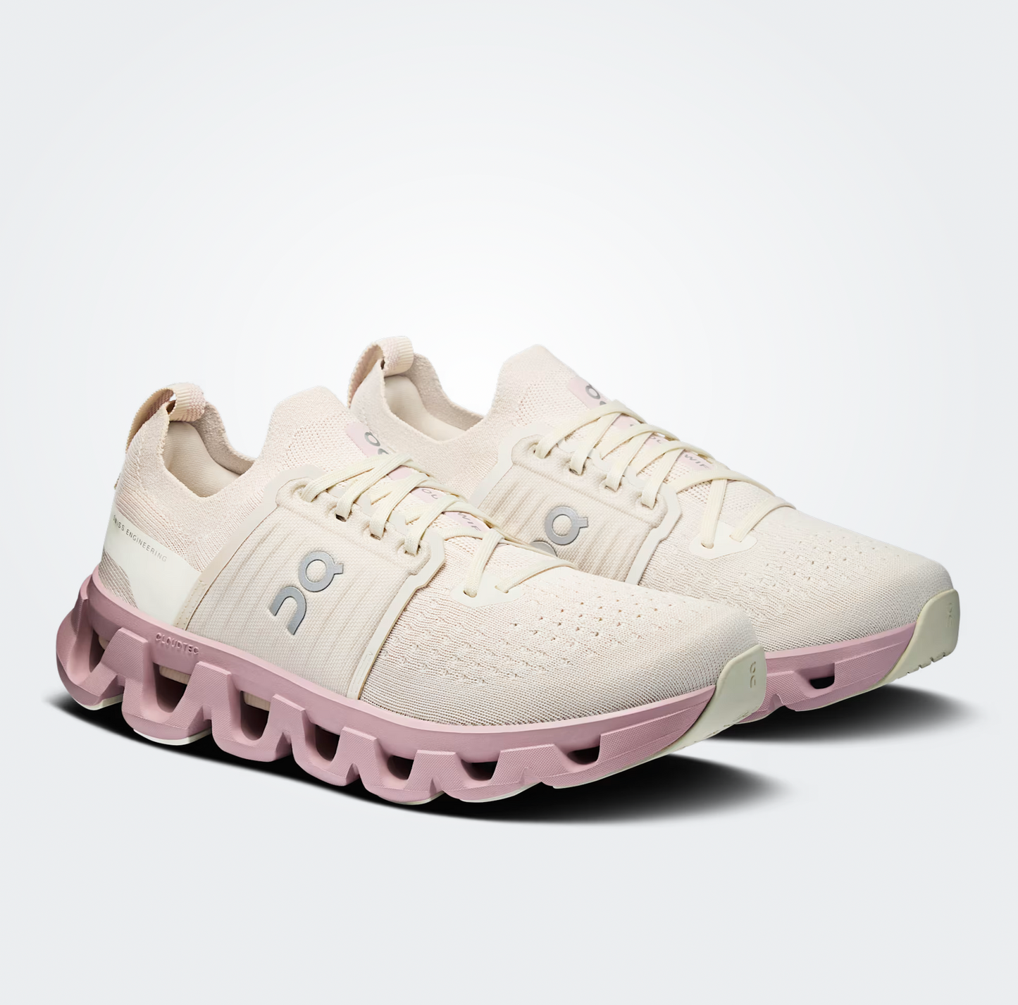 Women's Cloudswift 4