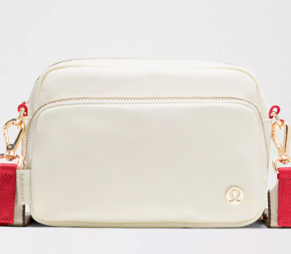 Everywhere Crossbody Bag 2L *Metal Hardware