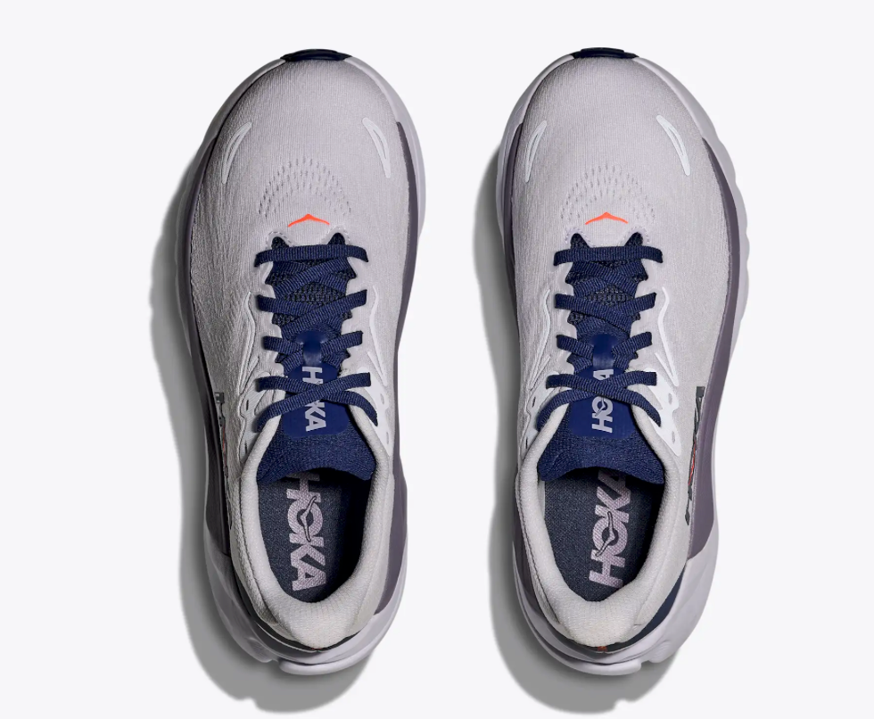Women's Arahi 8