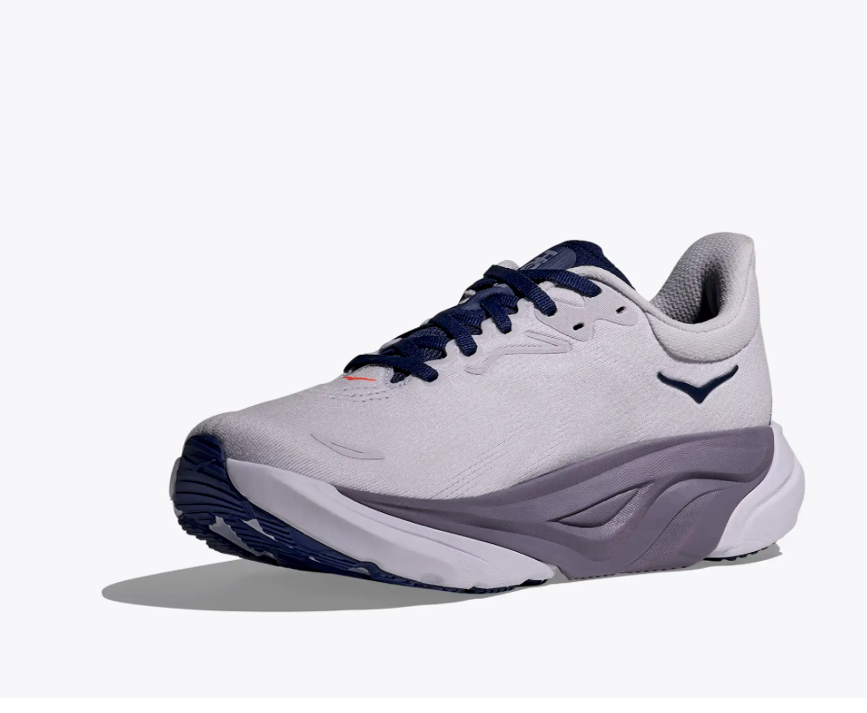 Women's Arahi 8
