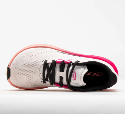 Women's Torin 9
