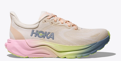 Women's Arahi 8